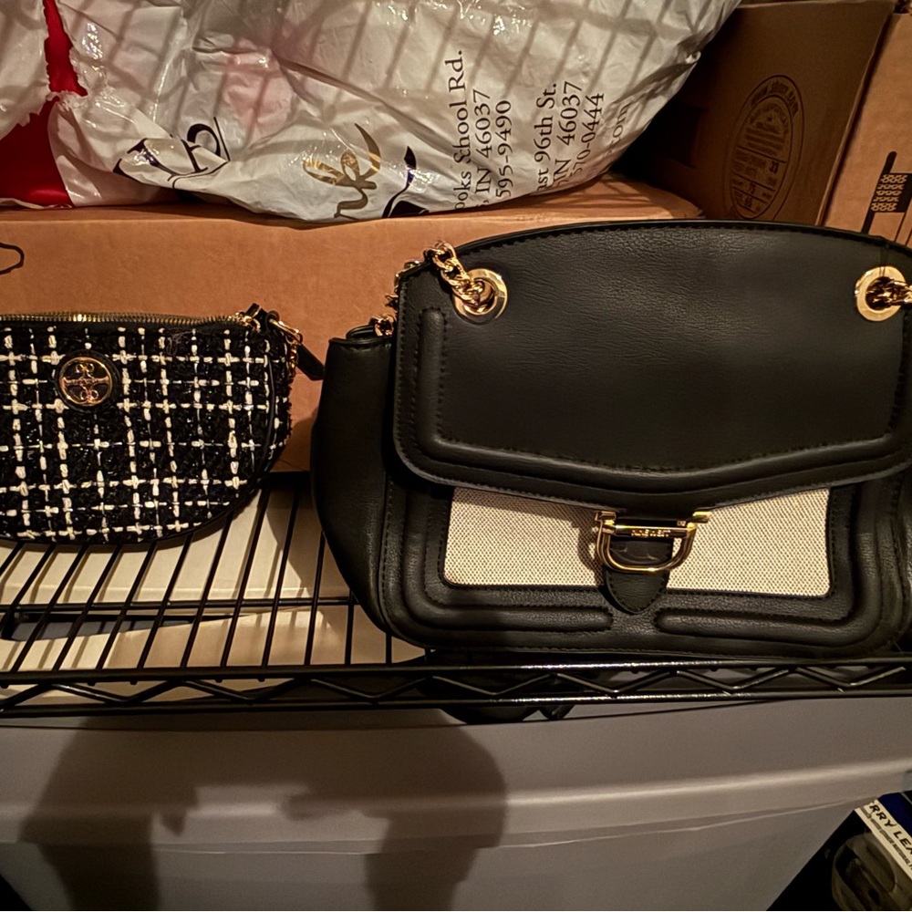 Nine West Black and Cream Clutch and Wristlet Set